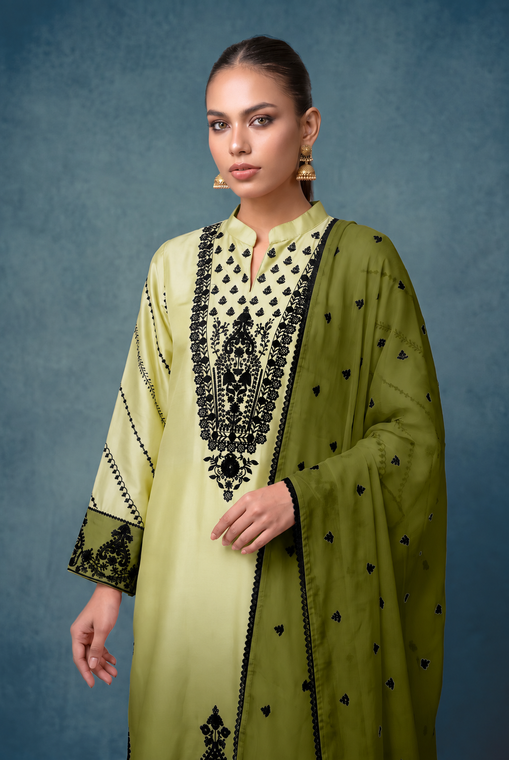 Safa Luxury Trendz Satin 3-Piece Suit