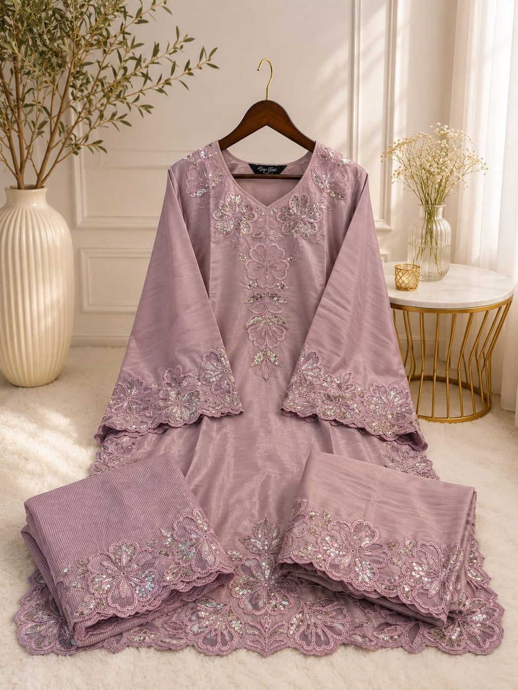 Zoya Studio ZS-1241 Roman Glass 3-Piece Suit product image 2